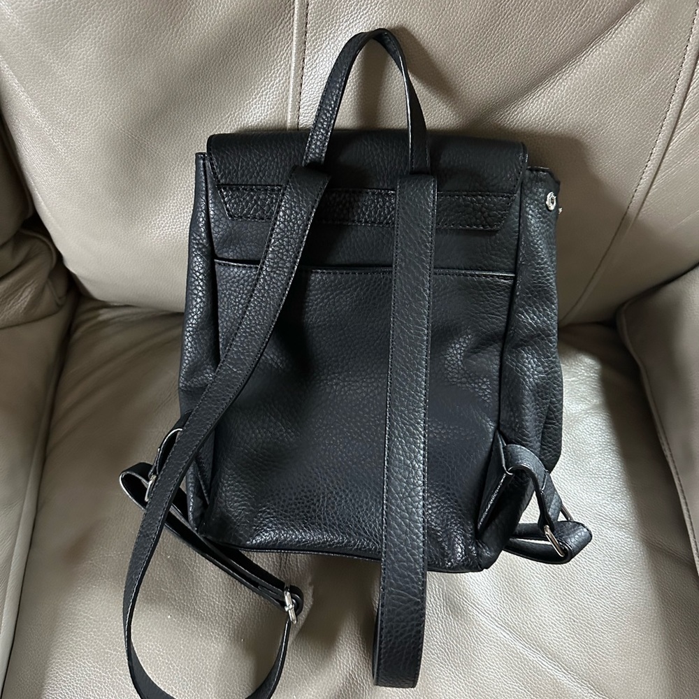Calvin Klein backpack - Picture 2 of 5
